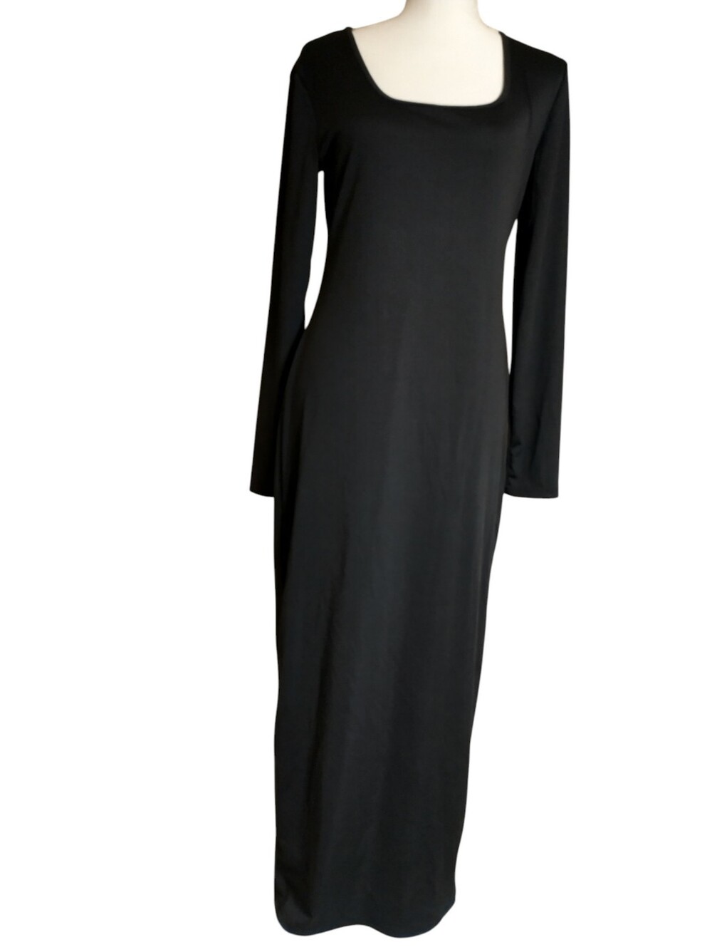 Classic Black Long Sleeve Maxi Dress